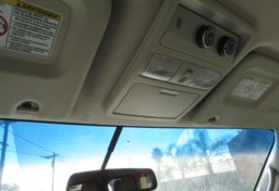 2017 Nissan NV Passenger - Thumbnail 31