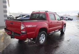 2015 Toyota Tacoma - Thumbnail 6
