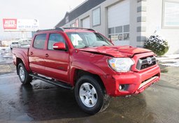 2015 Toyota Tacoma - Thumbnail 3