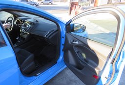 2017 Ford Focus - Thumbnail 19