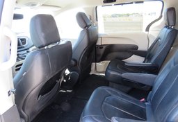 2020 Chrysler Pacifica - Thumbnail 29