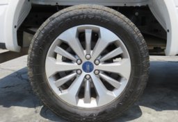 2018 Ford F-150 - Thumbnail 17