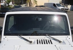 2017 Jeep Wrangler Unlimited - Thumbnail 14