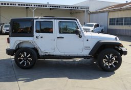 2017 Jeep Wrangler Unlimited - Thumbnail 6