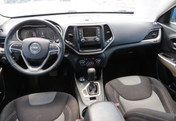 2018 Jeep Cherokee - Thumbnail 24