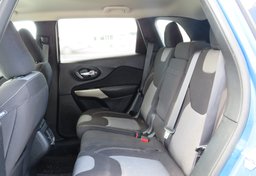 2018 Jeep Cherokee - Thumbnail 28