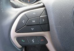 2018 Jeep Cherokee - Thumbnail 32