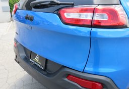 2018 Jeep Cherokee - Thumbnail 22