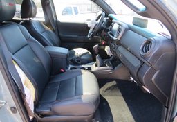 2021 Toyota Tacoma 4WD - Thumbnail 26