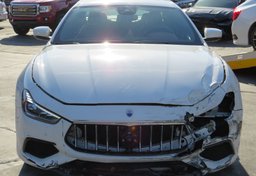 2018 Maserati Ghibli - Thumbnail 11