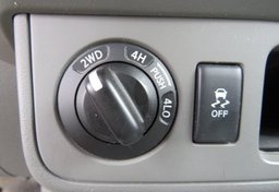 2018 Nissan Frontier - Thumbnail 19