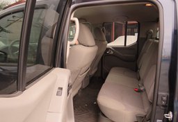 2018 Nissan Frontier - Thumbnail 27