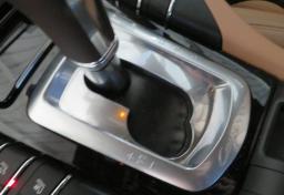 2017 Porsche Cayenne - Thumbnail 34