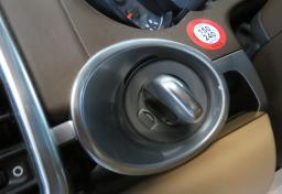 2017 Porsche Cayenne - Thumbnail 31