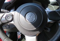 2020 Toyota 86 - Thumbnail 25