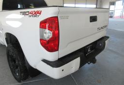 2019 Toyota Tundra - Thumbnail 18