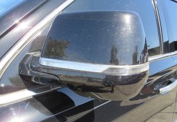 2017 Cadillac Escalade - Thumbnail 16