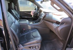 2017 Cadillac Escalade - Thumbnail 28