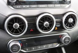 2021 Nissan Sentra - Thumbnail 34