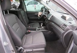 2018 Honda Ridgeline - Thumbnail 24