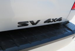 2017 Nissan Titan - Thumbnail 23