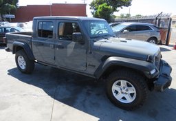 2020 Jeep Gladiator - Thumbnail 2