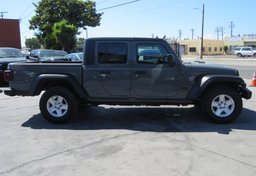 2020 Jeep Gladiator - Thumbnail 6