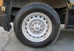 2017 Nissan NV Passenger - Thumbnail 18