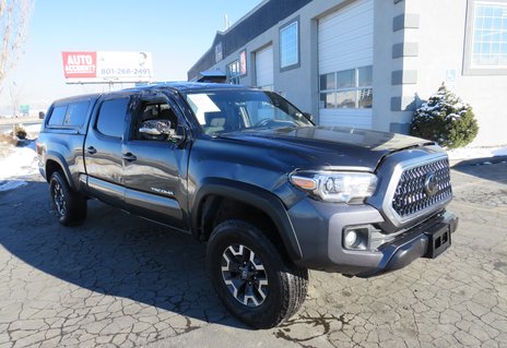 Picture of 2018 Toyota Tacoma