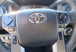 2018 Toyota Tacoma - Thumbnail 26