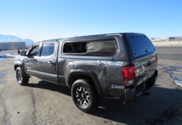 2018 Toyota Tacoma - Thumbnail 6