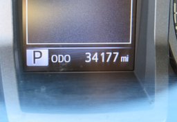 2018 Toyota Tacoma - Thumbnail 31