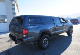 2018 Toyota Tacoma - Thumbnail 5