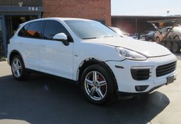 2015 Porsche Cayenne - Thumbnail 4