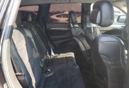 2012 Jeep Grand Cherokee - Thumbnail 6