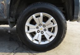 2019 Chevrolet Colorado - Thumbnail 11