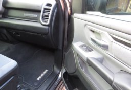 2021 Ram 1500 - Thumbnail 22