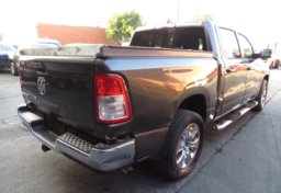 2021 Ram 1500 - Thumbnail 9