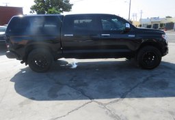 2015 Toyota Tundra 4WD Truck - Thumbnail 6