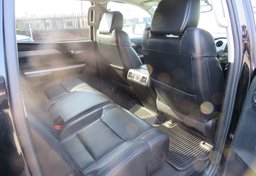 2015 Toyota Tundra 4WD Truck - Thumbnail 27