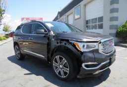 2018 GMC Acadia - Thumbnail 2