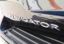 2016 Lincoln Navigator - Thumbnail 28