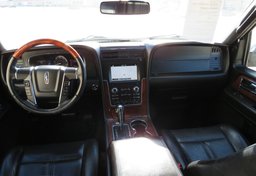 2016 Lincoln Navigator - Thumbnail 31