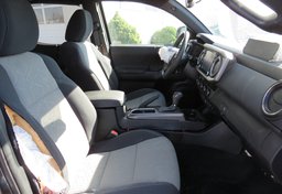 2021 Toyota Tacoma 4WD - Thumbnail 28