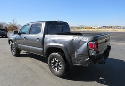 2021 Toyota Tacoma 4WD - Thumbnail 6