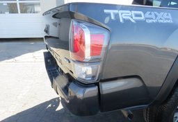 2021 Toyota Tacoma 4WD - Thumbnail 20