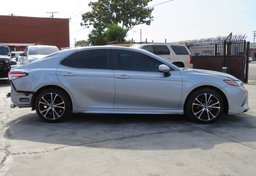 2020 Toyota Camry - Thumbnail 10