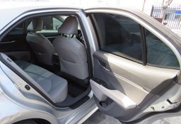 2020 Toyota Camry - Thumbnail 24