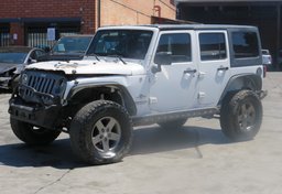 2013 Jeep Wrangler Unlimited - Thumbnail 4