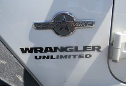 2013 Jeep Wrangler Unlimited - Thumbnail 16